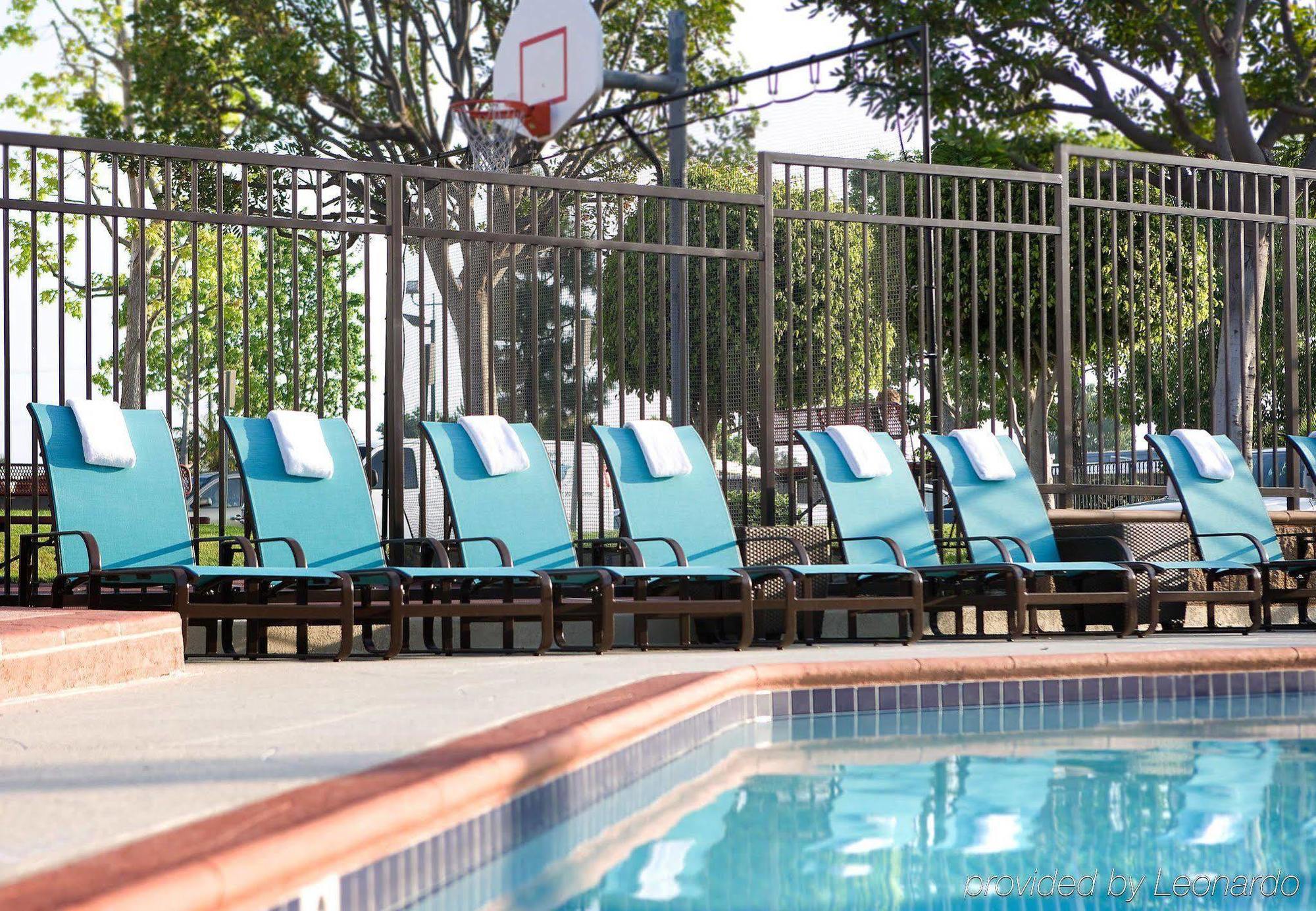 Residence Inn Costa Mesa Newport Beach Exterior foto
